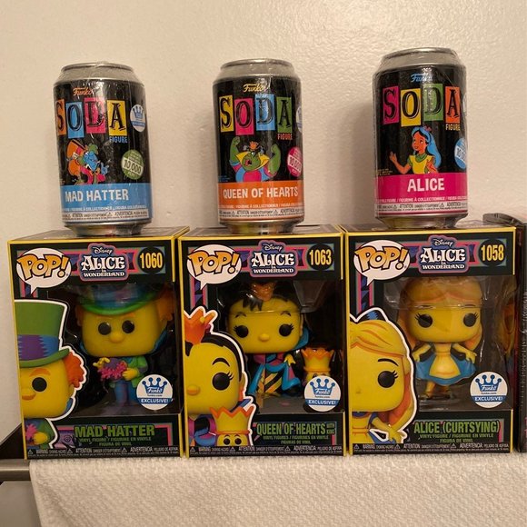 On hold for MzShelbz - Picture 1 of 2